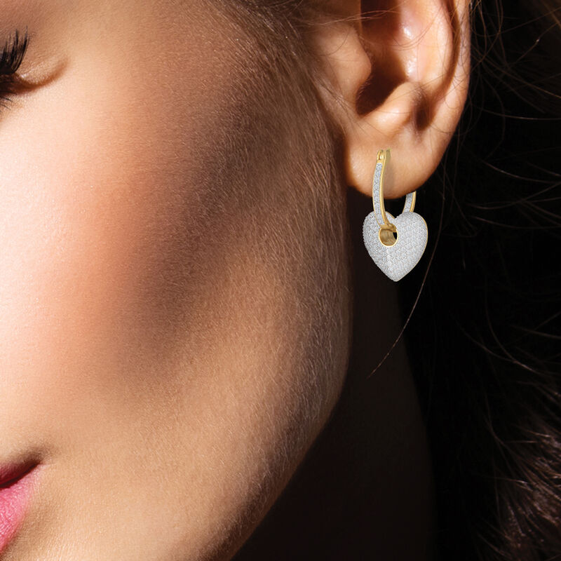 Pendientes de aro Inside-Out Sparkling Hearts
